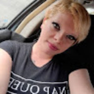 Meet your Posher, Claudia